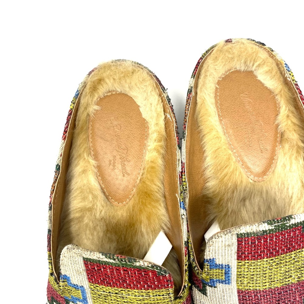 Universal Thread Mules - image 7